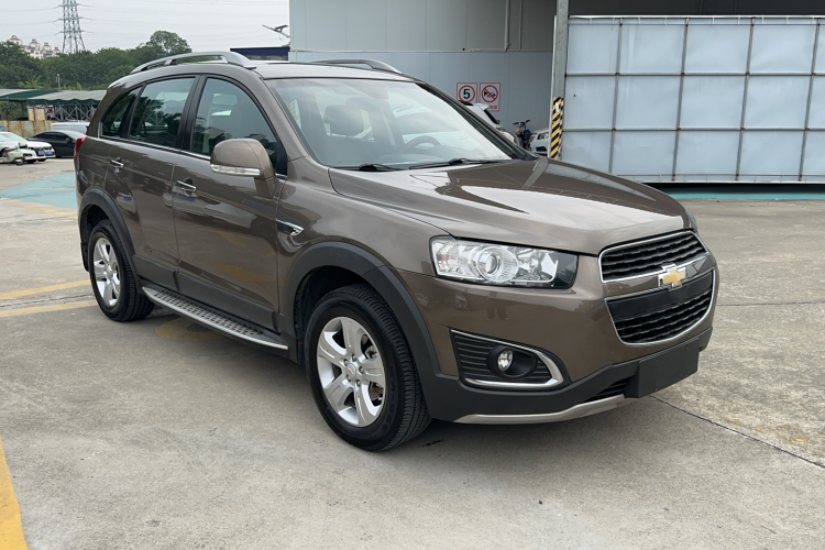 Chevrolet Captiva (Imported) 2016 car image #4
