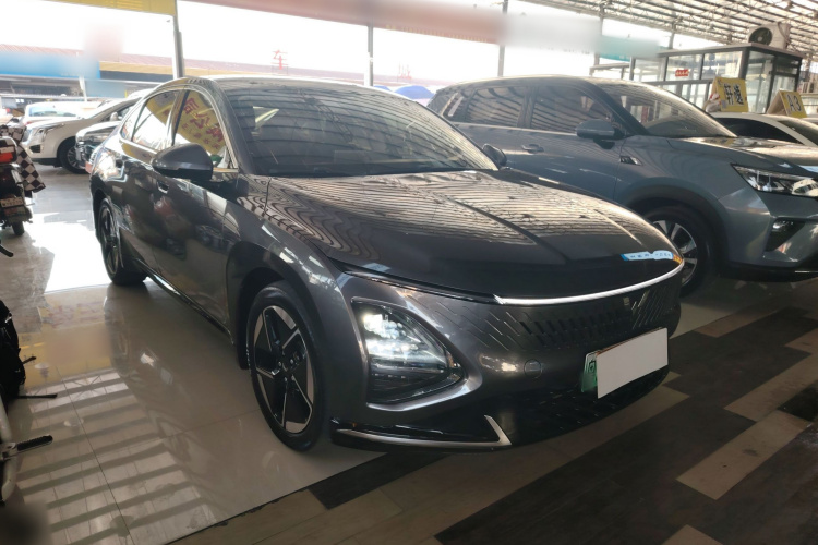 Wuling Starlight 730 2024 immagine di auto #4