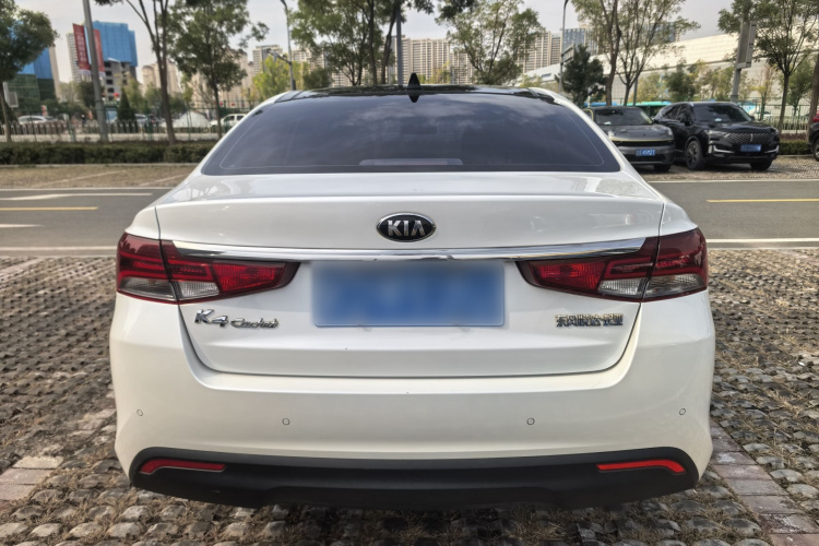 Kia K5 2019 imagen de coche #4