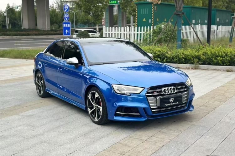 Audi S3 2019 car image #4