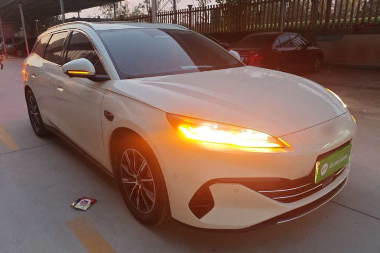 BYD Seal 06 DM-i 2025 #4 BYD Seal 06 DM-i 2025 image de voiture #4