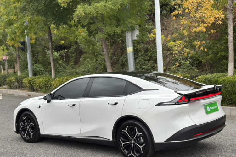 Deepal L07 2024 car image #4