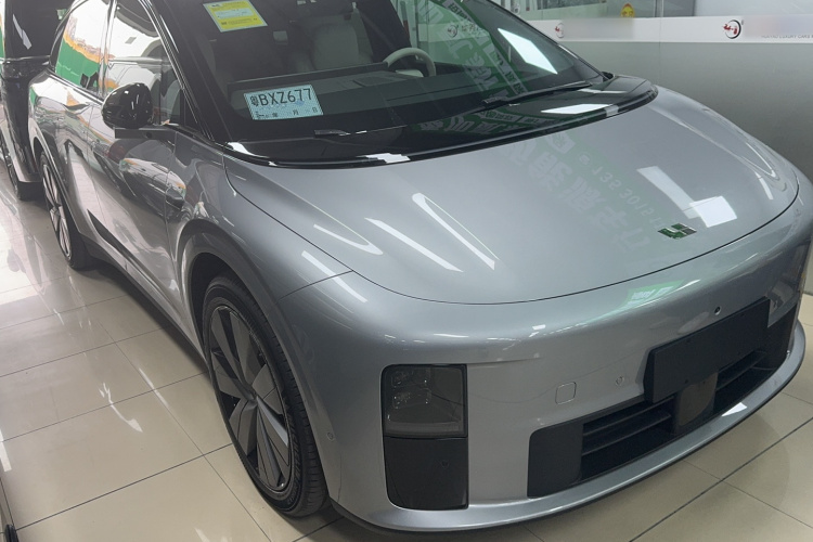 理想汽车 理想i6 2025 汽车图片 #4