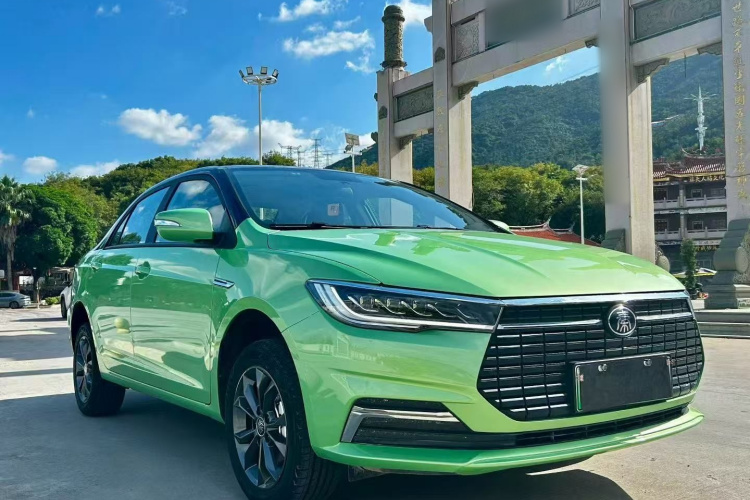 BYD Qin New Energy 2024 imagem de carro #4