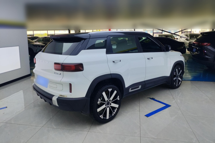 GEELY ICON 2023 car image #4