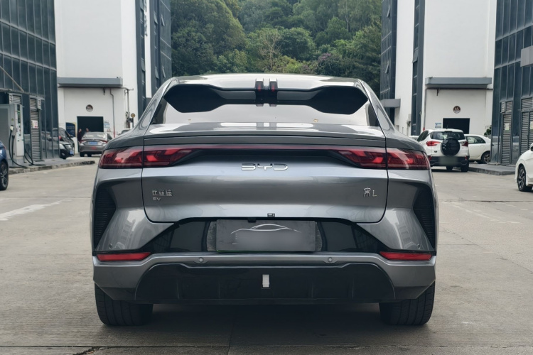 BYD SongL EV 2024 #4 BYD SongL EV 2024 car image #4