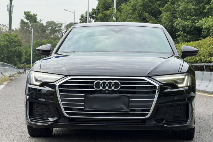 Audi A6 2021 car image #4