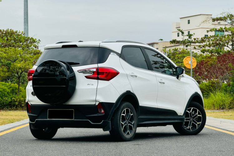 BYD Yuan 2021 car image #4