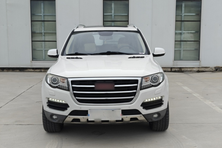 Haval H8 2015 car image #4