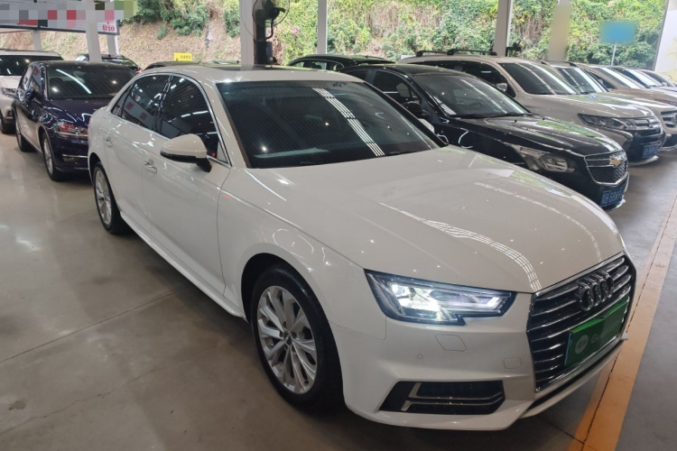 Audi A4 2019 #4 Audi A4 2019 car image #4