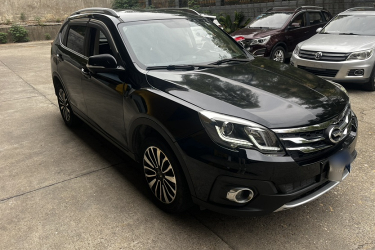 GAC Trumpchi GS5 Super 2015 car image #4