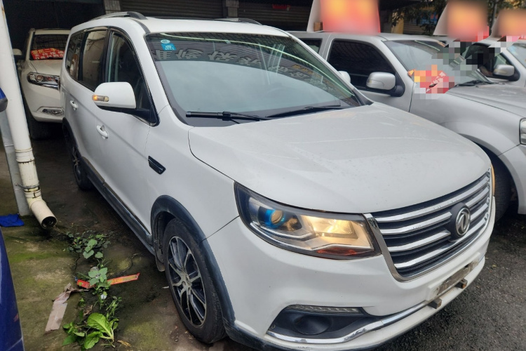 Forthing SX6 2016 car image #4