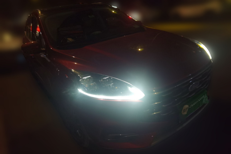 Ford Escape 2022 immagine di auto #4