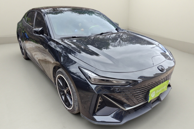 Changan UNI-V 2022 car image #4