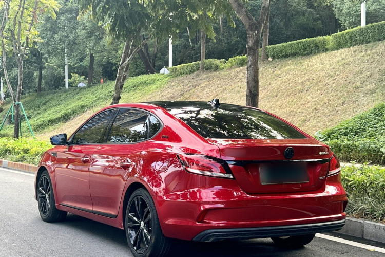 MG 6 New Energy 2020 immagine di auto #4