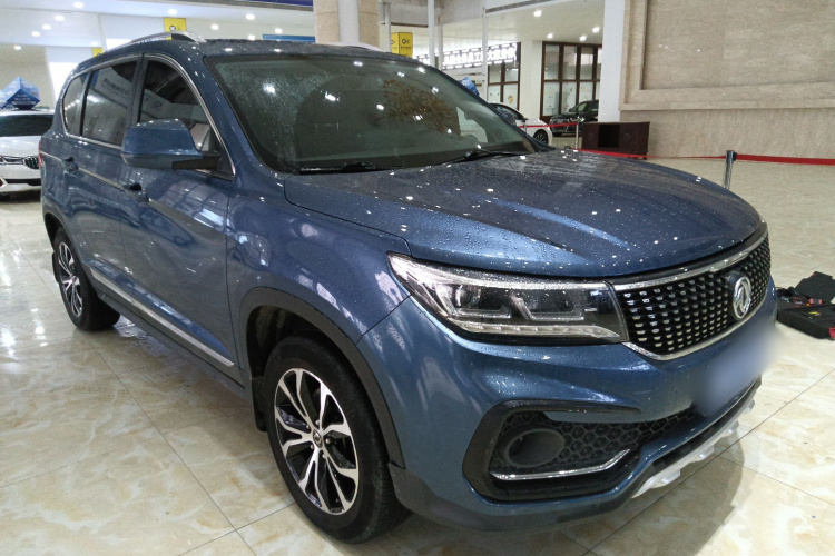 Forthing JOYEAR X5 2019 car image #4