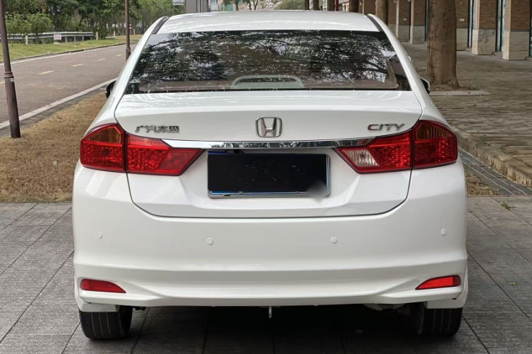 Honda City 2016 изображение автомобиля #4