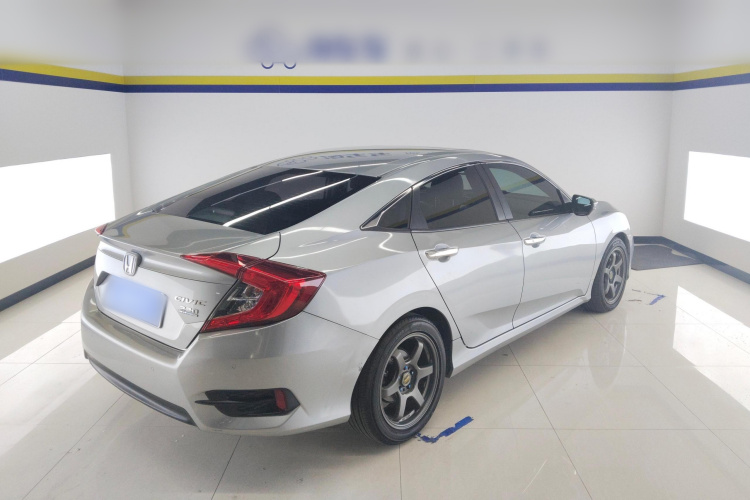 Honda Civic 2019 car image #4