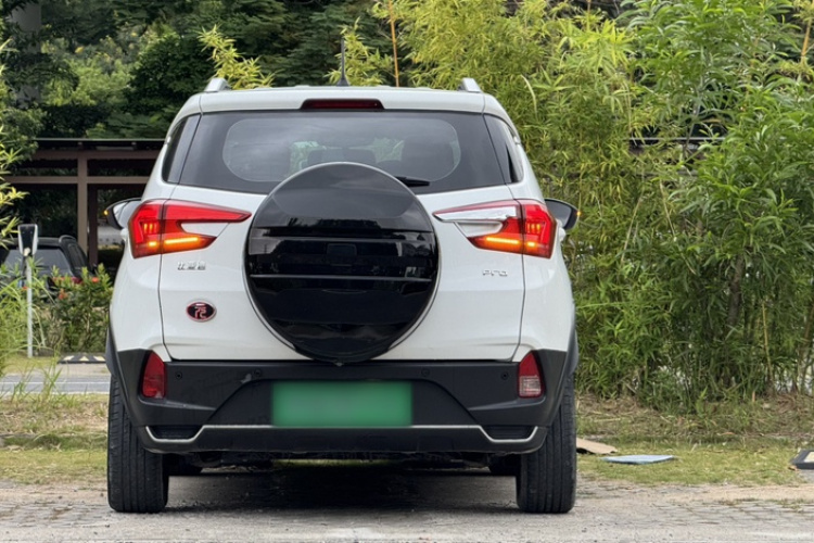 BYD Yuan 2021 car image #4