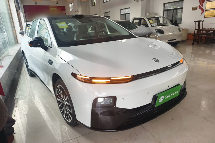 零跑汽车 零跑B01 2025 汽车图片 #4