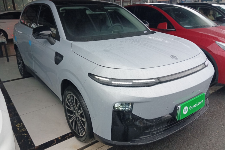 零跑汽车 零跑B10 2025 汽车图片 #4