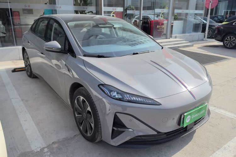 HongQi TianGong 05 2025 #4 HongQi TianGong 05 2025 car image #4