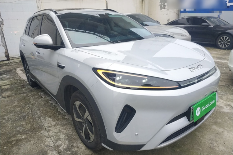 BYD Sea Lion 05 EV 2025 #4 BYD Sea Lion 05 EV 2025 car image #4