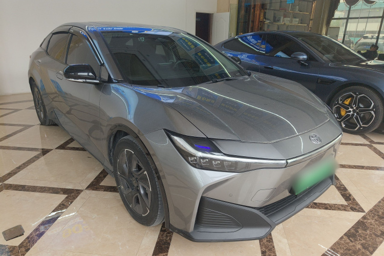 Toyota bZ3 2023 #4 Toyota bZ3 2023 immagine di auto #4