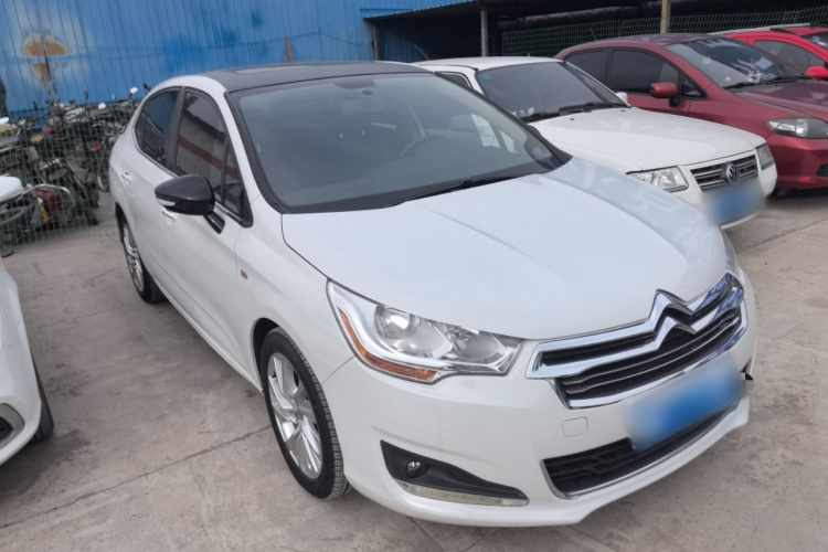 Citroen C4L 2015 image de voiture #4