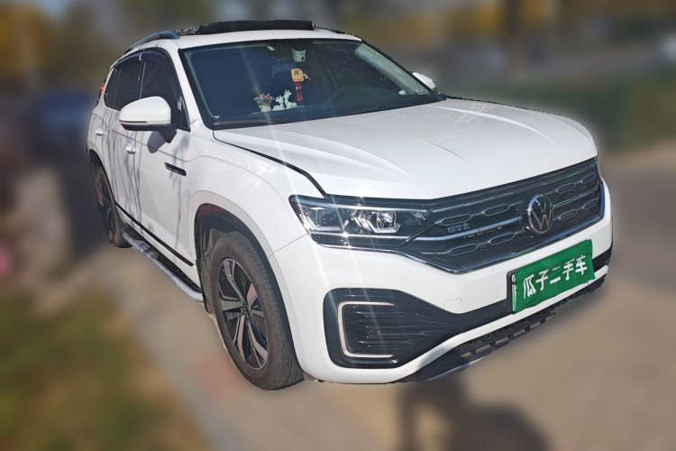 Volkswagen Tayron GTE 2021 #4 Volkswagen Tayron GTE 2021 car image #4