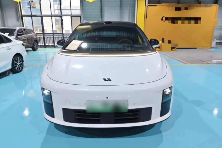 理想汽车 理想i6 2025 汽车图片 #4
