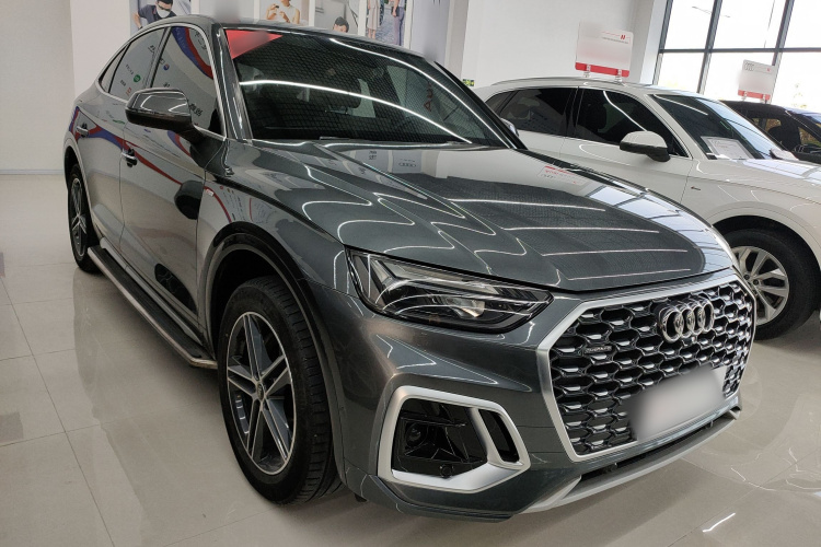 Audi Q5L Sportback 2021 car image #4