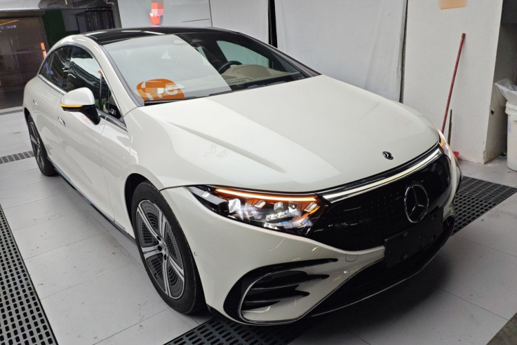 Mercedes-Benz EQS Class 2023 car image #4