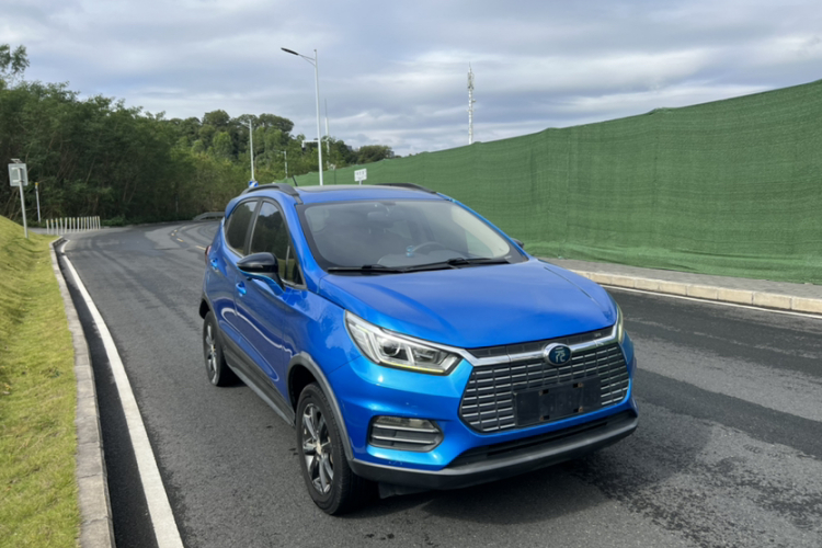 BYD Yuan New Energy 2019 immagine di auto #4