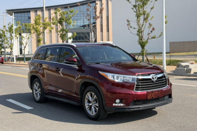 Toyota Highlander (Imported) 2016 car image #4