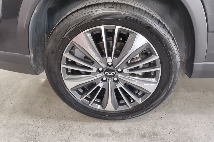 Chery Tiggo 8 Plus 2023 image de voiture #4