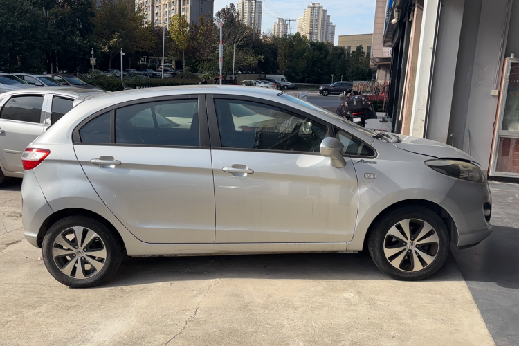 Kaiyi C3R 2015 car image #4