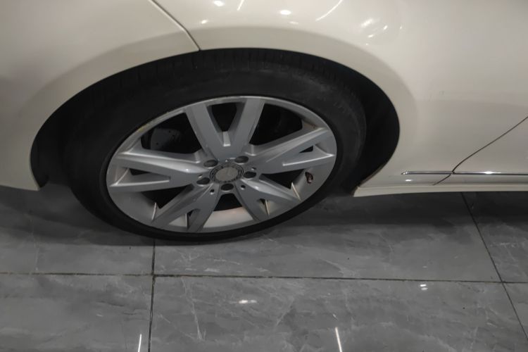 Mercedes-Benz CLS Class 2014 car image #4