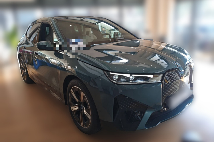 BMW i5 M60 2023 car image #4