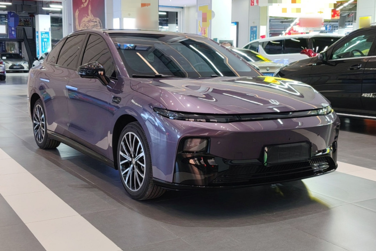 零跑汽车 零跑B01 2025 汽车图片 #4