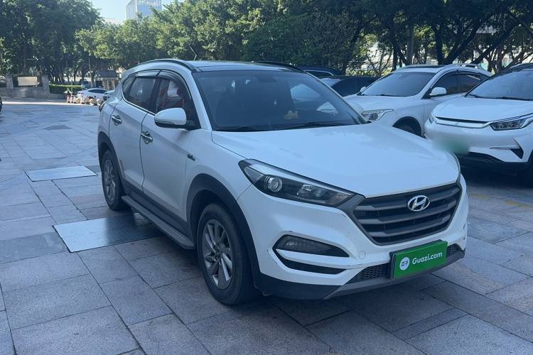 Hyundai Tucson (Imported) 2016 #4 Hyundai Tucson (Imported) 2016 car image #4