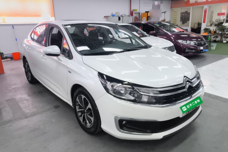 Citroen C4L 2016 image de voiture #4