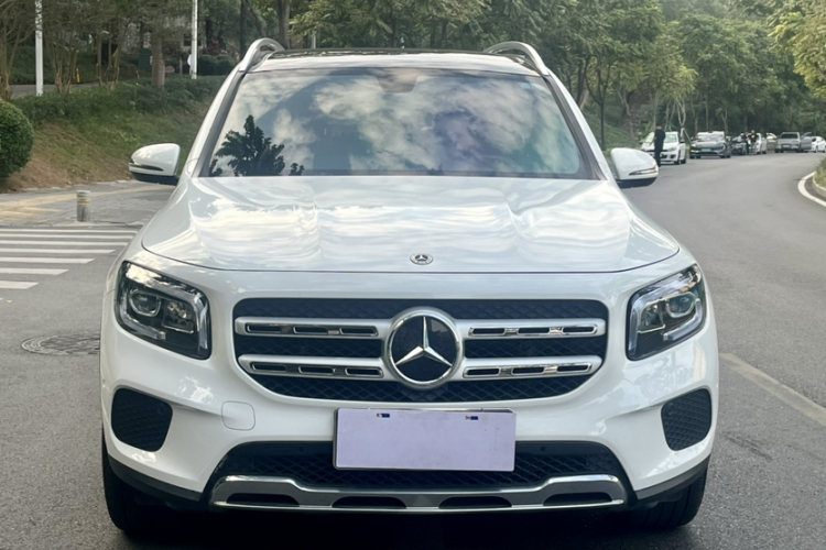 Mercedes-Benz GLB Class 2021 immagine di auto #4