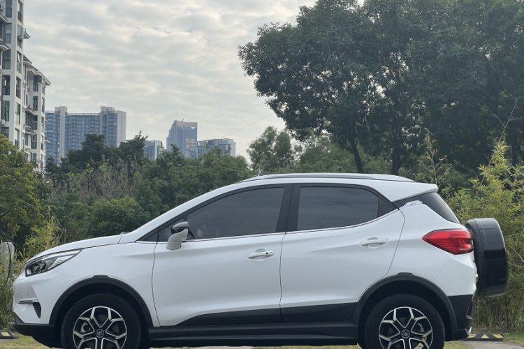 BYD Yuan 2021 car image #4