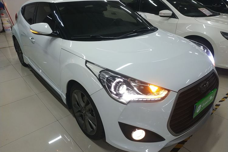 Hyundai Veloster 2015 #4 Hyundai Veloster 2015 car image #4