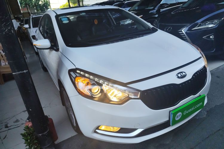 Kia K3 2015 #4 Kia K3 2015 car image #4