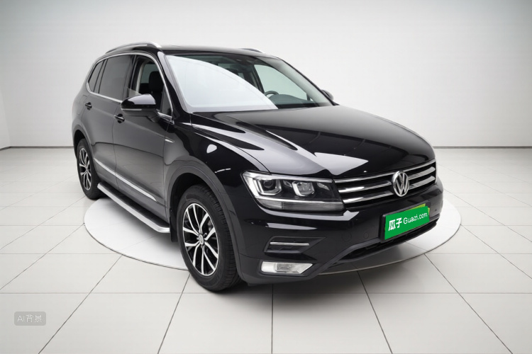 Volkswagen Tiguan L 2018 immagine di auto #4