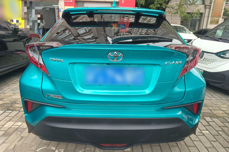Toyota C-HR 2020 #4 Toyota C-HR 2020 car image #4