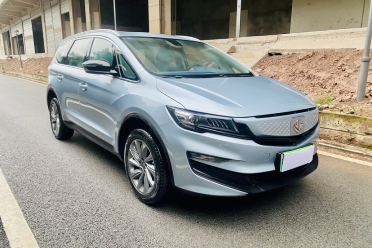 睿蓝汽车 枫叶80v PRO 2023 汽车图片 #4