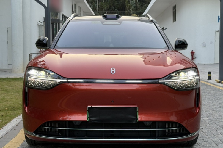 2024 car image #4